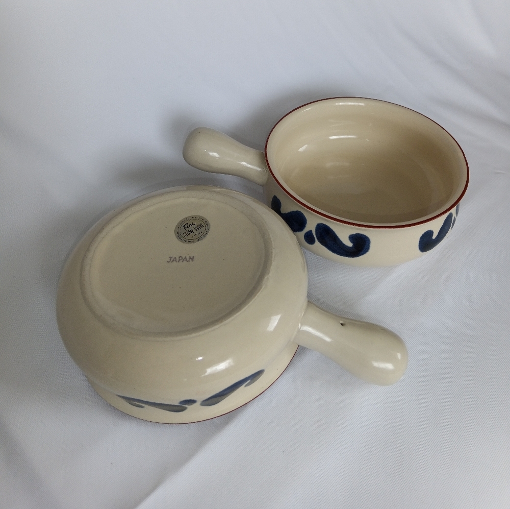 Pair of Handcrafted Ceramic Soup Bowls with Blue Design - Picture 8 of 10
